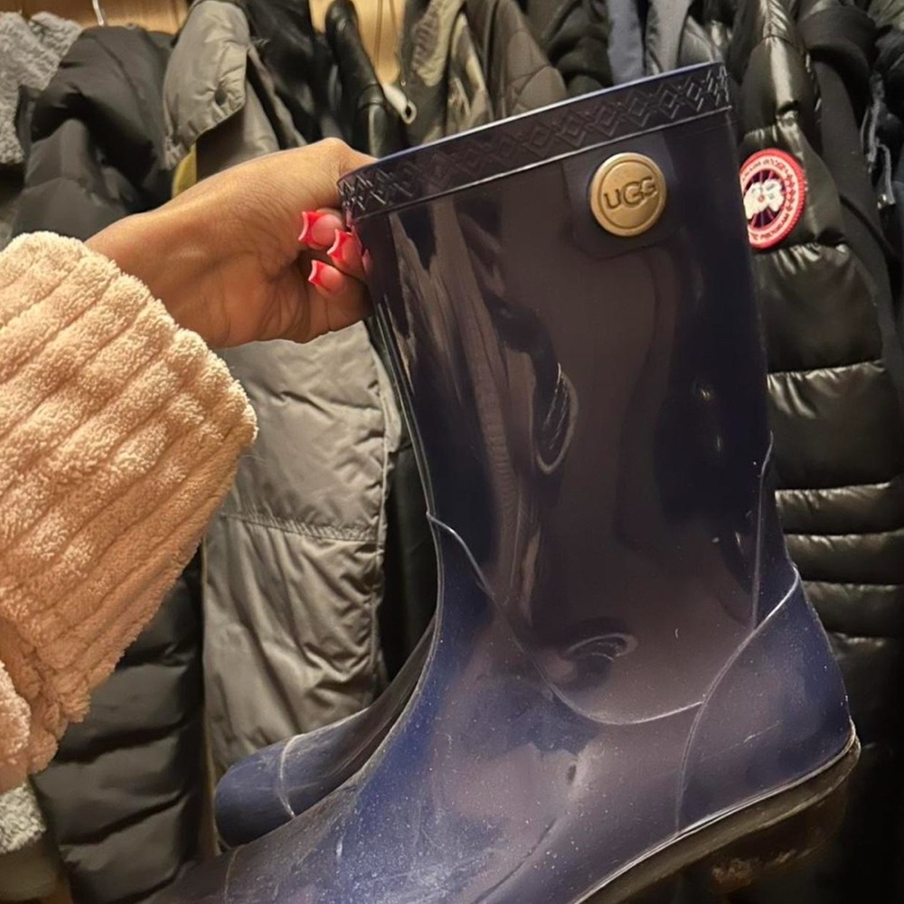 UGG Women's Navy Rain Boots